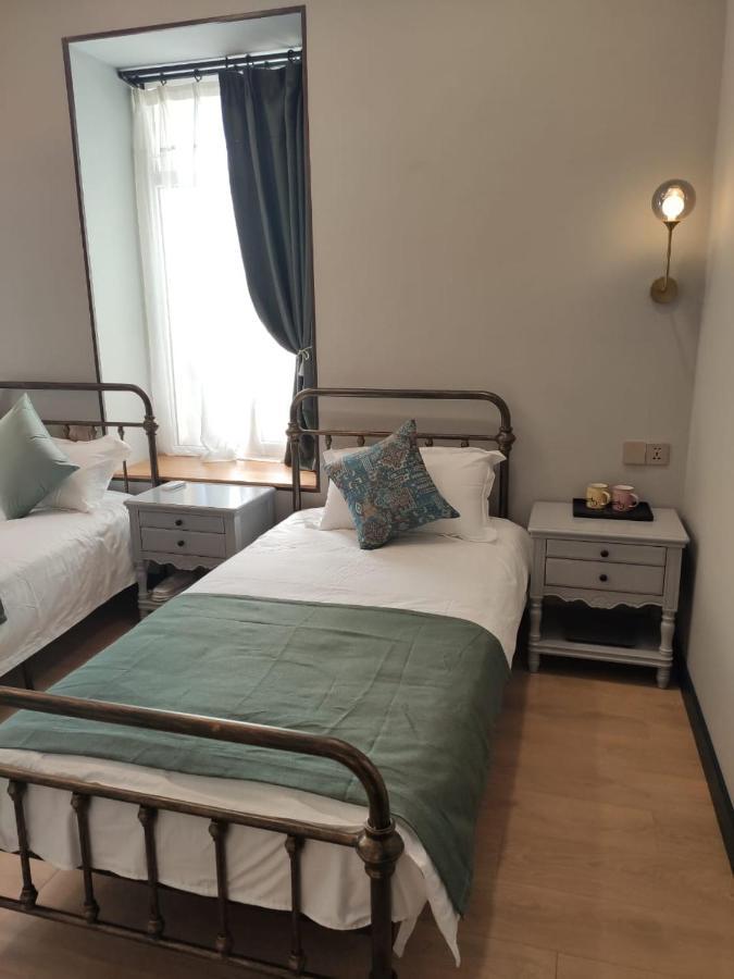 Qin Boutique Hotel Тбілісі Екстер'єр фото