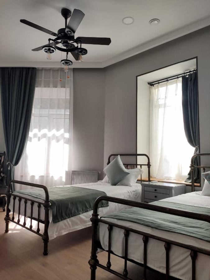 Qin Boutique Hotel Тбілісі Екстер'єр фото