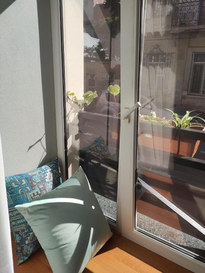 Qin Boutique Hotel Тбілісі Екстер'єр фото